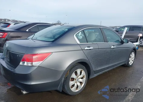 2010 Honda Accord 3.5 Ex-L z USA, uszkodzony, nr VIN 1HGCP3F85AA020846